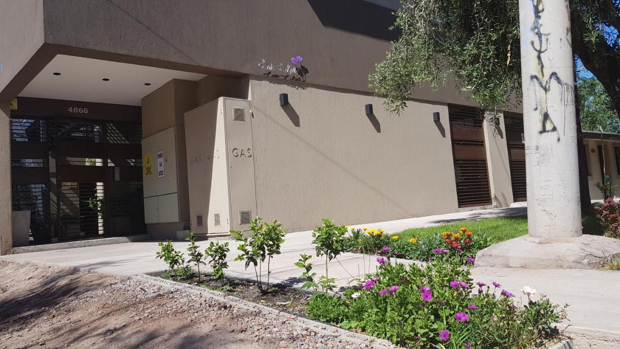 Departamento En Complejo Las Lilas Mendoza Lejlighed Eksteriør billede